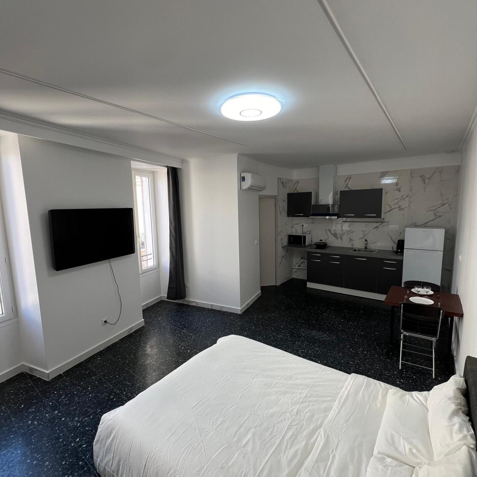Suite St Charles, Canebiere, Vieux-Port Marseille Exteriér fotografie
